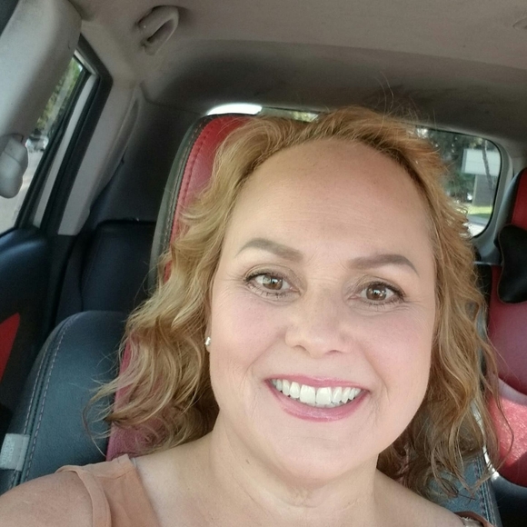 suziecisneros